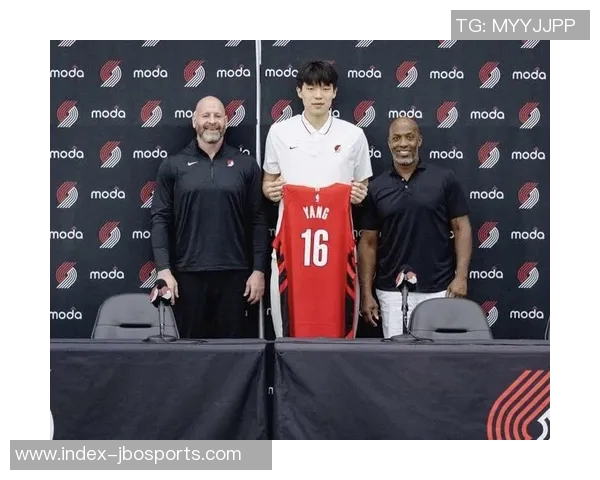 比卢普斯称赞杨瀚森的灵光时刻认为他的身高让这一表现更显珍贵 比卢普斯称赞杨瀚森的灵光时刻认为他的身高让这一表现更显珍贵