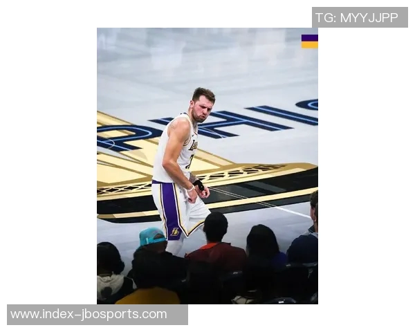 东契奇赞里夫斯复出表现出色称一直在催促他归队