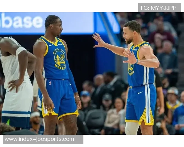 小蜘蛛离队传闻不实经纪人澄清只是外界的想象与假设