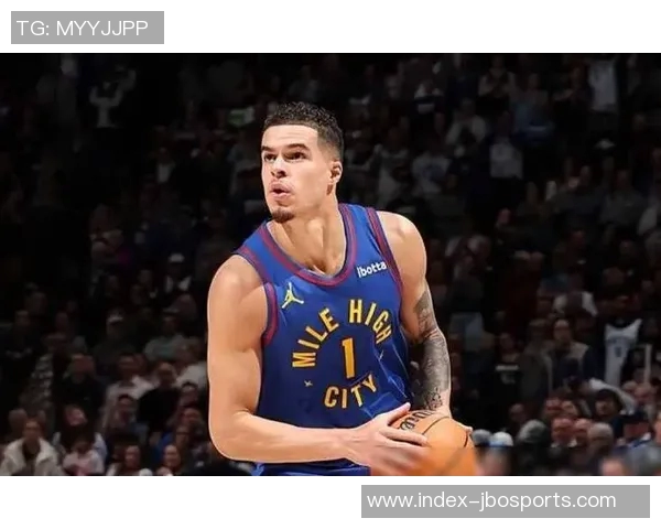 小迈克尔波特表现出色半场11投5中贡献14分三分球命中率高达50