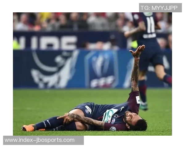 迪马尔科强调意大利必须晋级世界杯边后卫门德斯特奥实力强劲