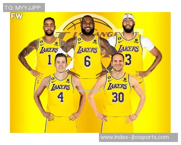 库伯心目中的NBA最佳阵容：四大湖人巨星与邓肯并肩，乔丹缺席引热议